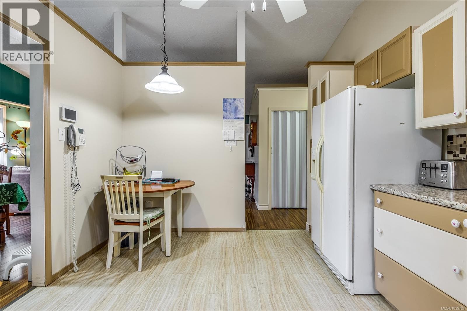 8955 McLarey Ave, Vancouver Island — photo 5