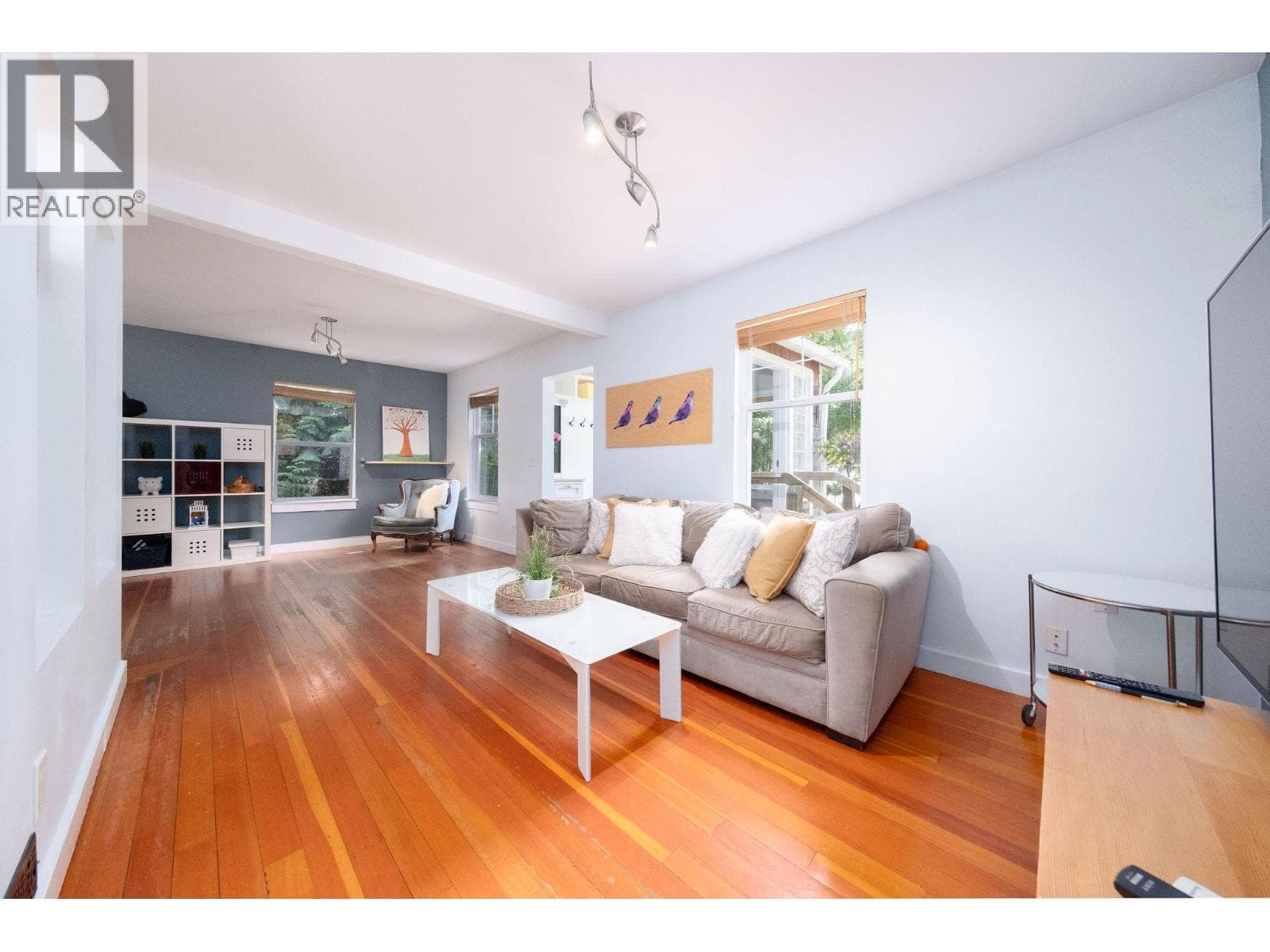 1075 GLADWIN DRIVE, Greater Vancouver — photo 3