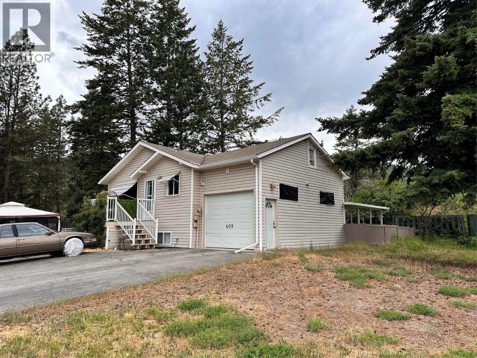 409 Hummingbird Avenue, Interior REALTORS® — photo 4