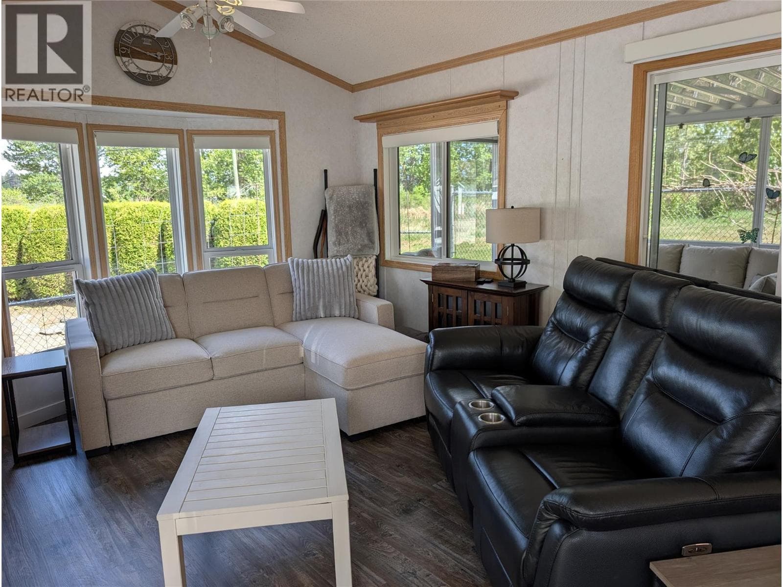 2633 Squilax Anglemont Road Lot# 10, Interior REALTORS® — photo 4