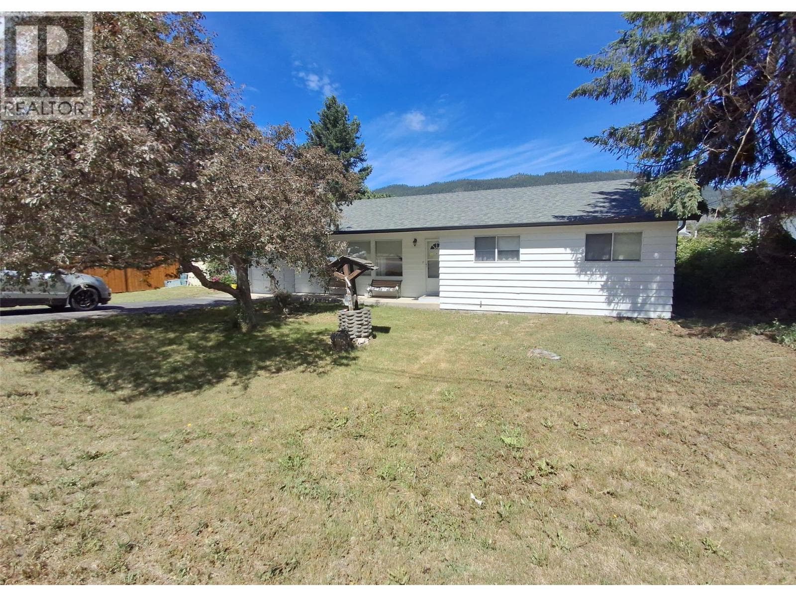 1204 Second Avenue in 