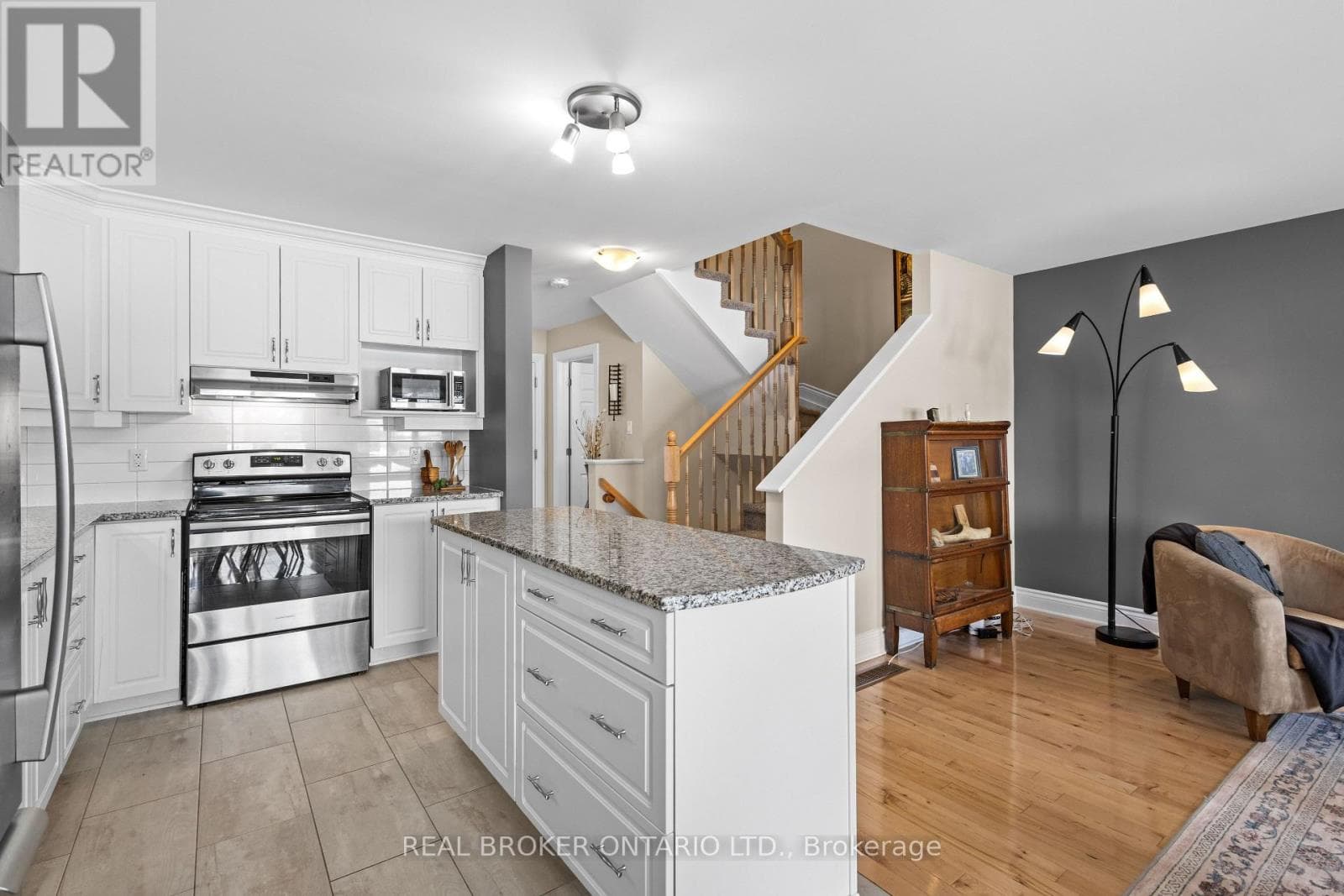 336 TWILIGHT AVENUE, Ottawa — photo 5