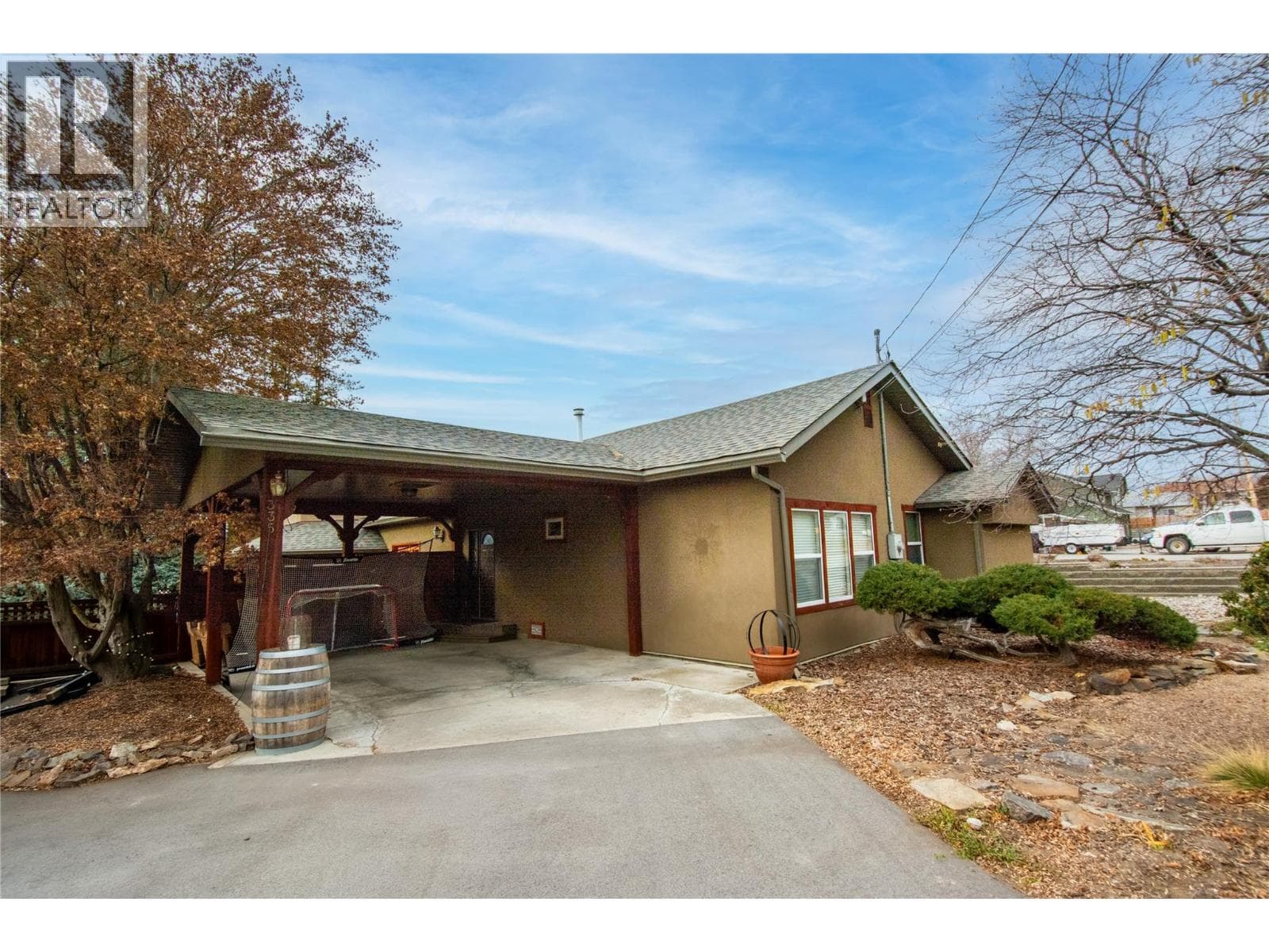 335 MIDDLE BENCH ROAD SOUTH, Interior REALTORS®