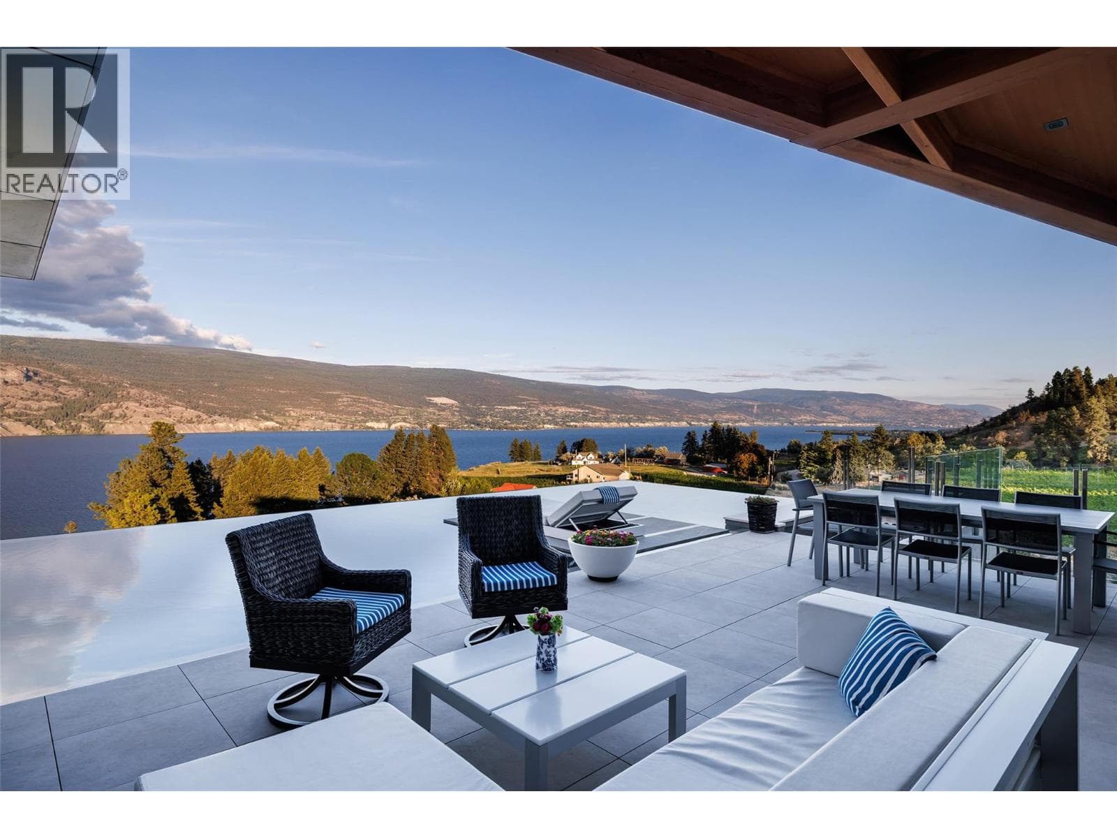 18555 MATSU DRIVE, Interior REALTORS® — photo 5