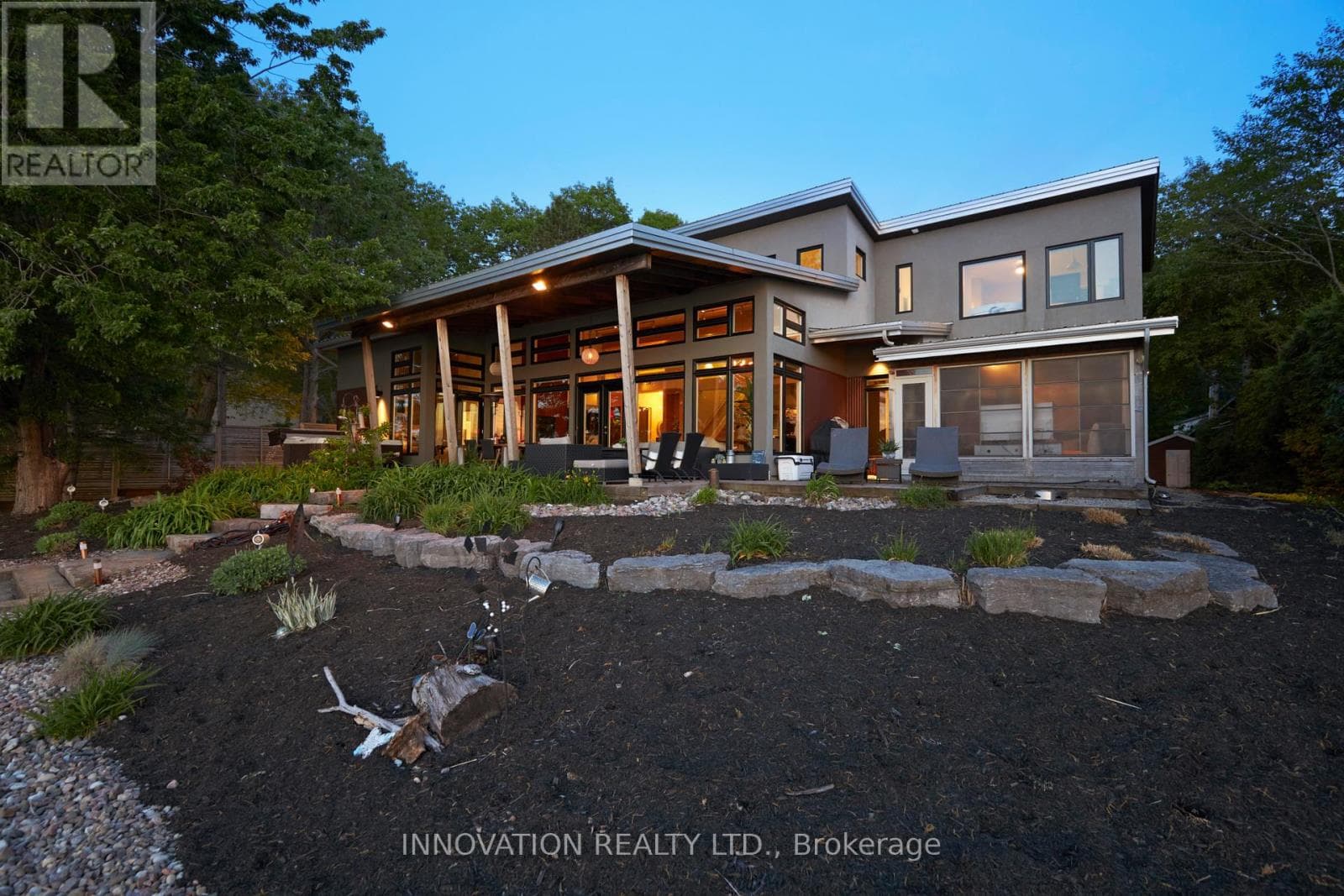 684 BAYVIEW DRIVE in CONSTANCE BAY