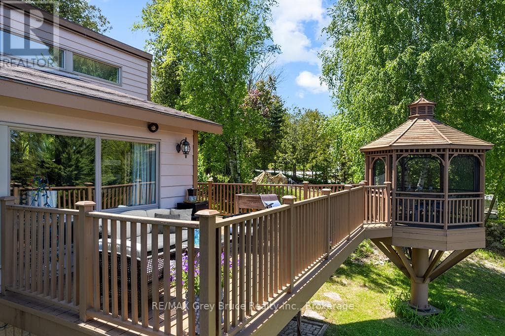 121 IVY DRIVE, OnePoint — photo 4