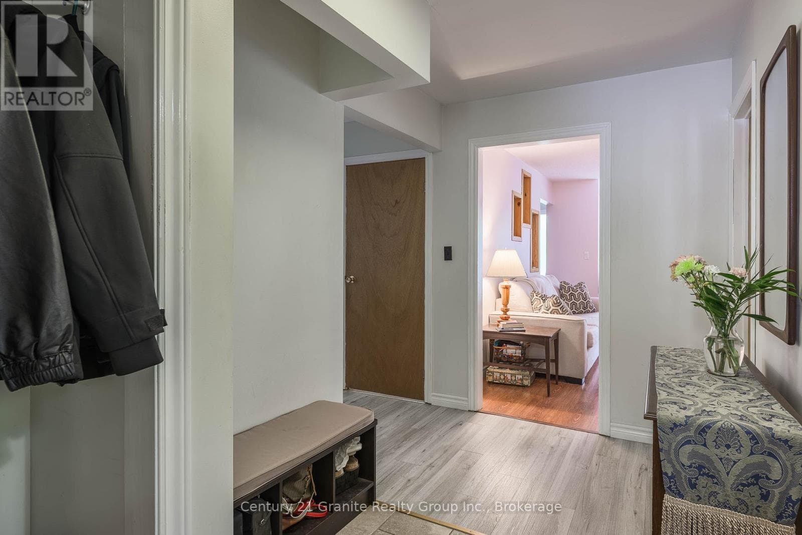 267 RIVERSIDE DRIVE, OnePoint — photo 3