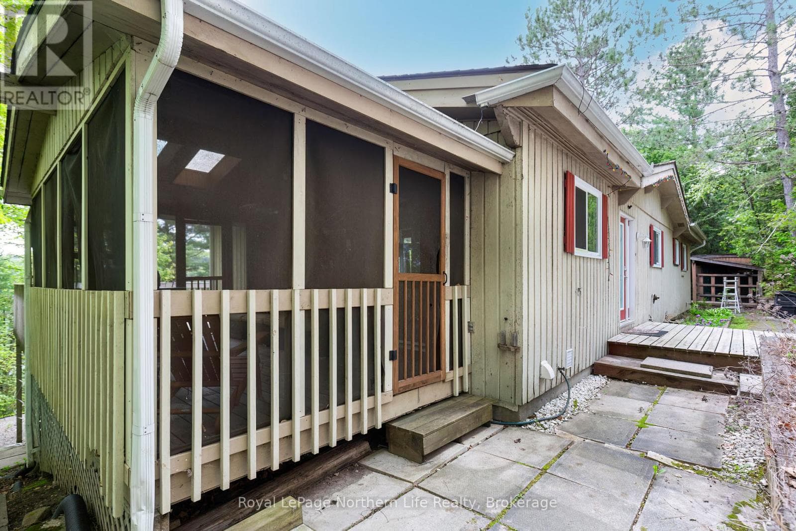 275 NORTHSHORE ROAD, North Bay — photo 3
