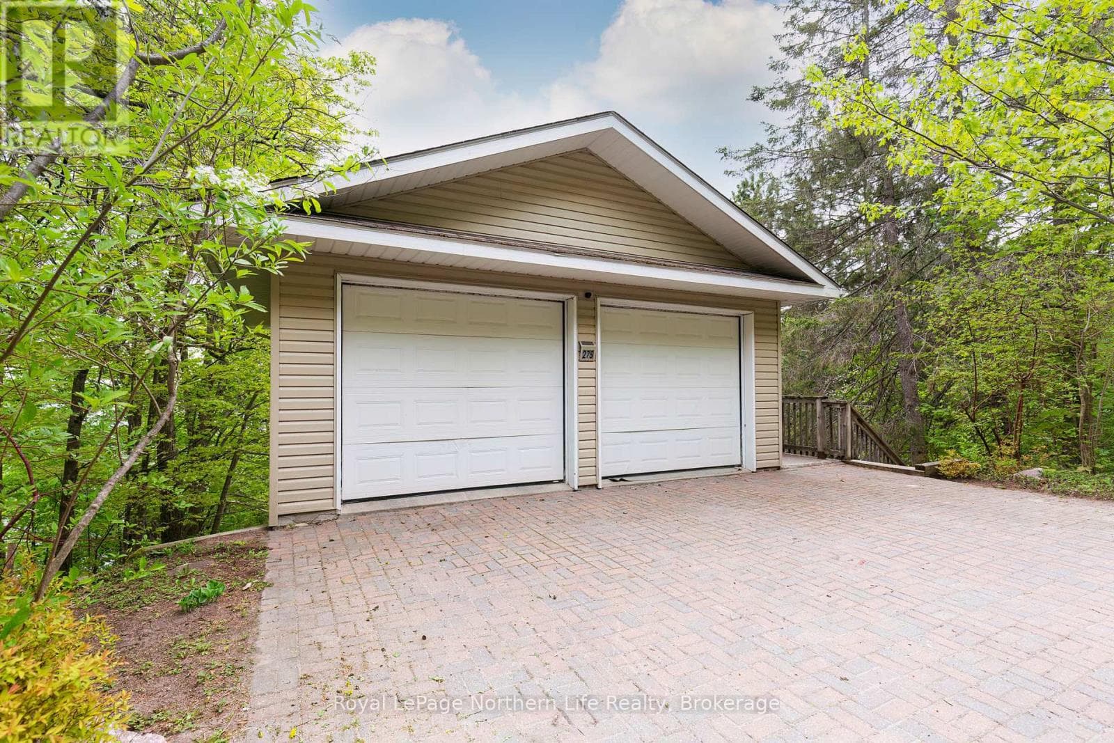 275 NORTHSHORE ROAD, North Bay — photo 5