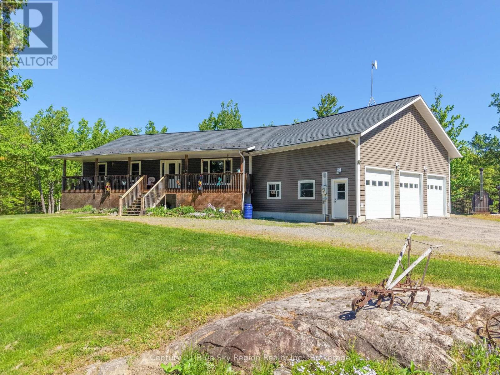 106 LIGHTHOUSE ROAD, North Bay — photo 2