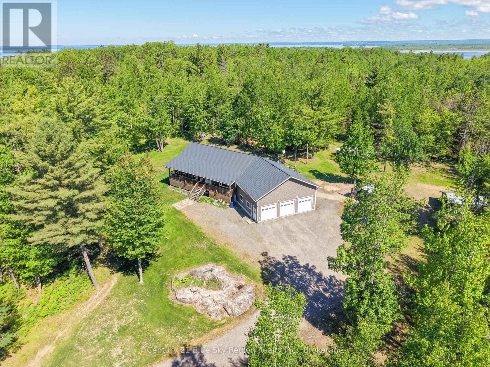 106 LIGHTHOUSE ROAD, North Bay — photo 4