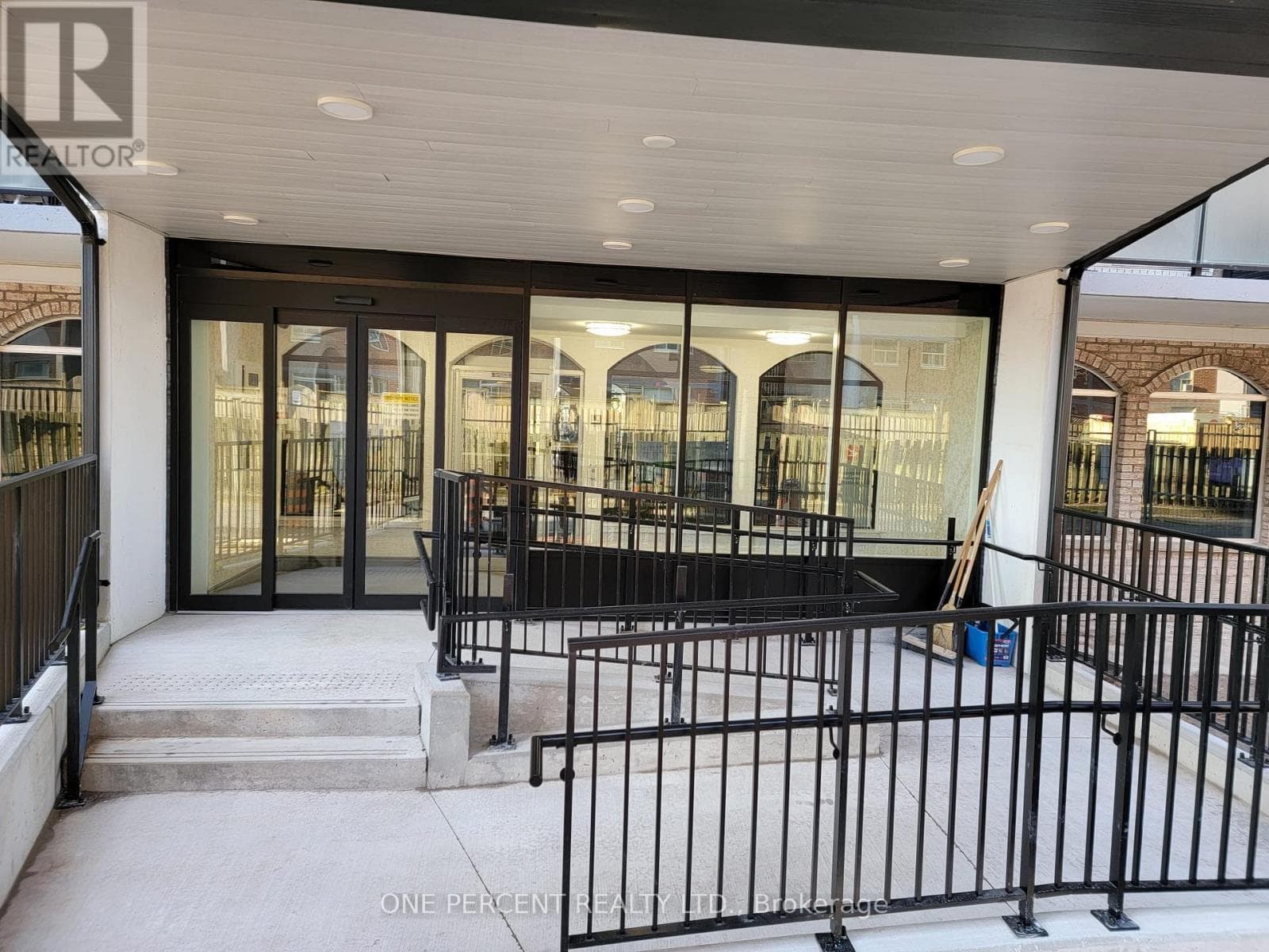 1002 - 359 GENEVA STREET, Toronto — photo 4
