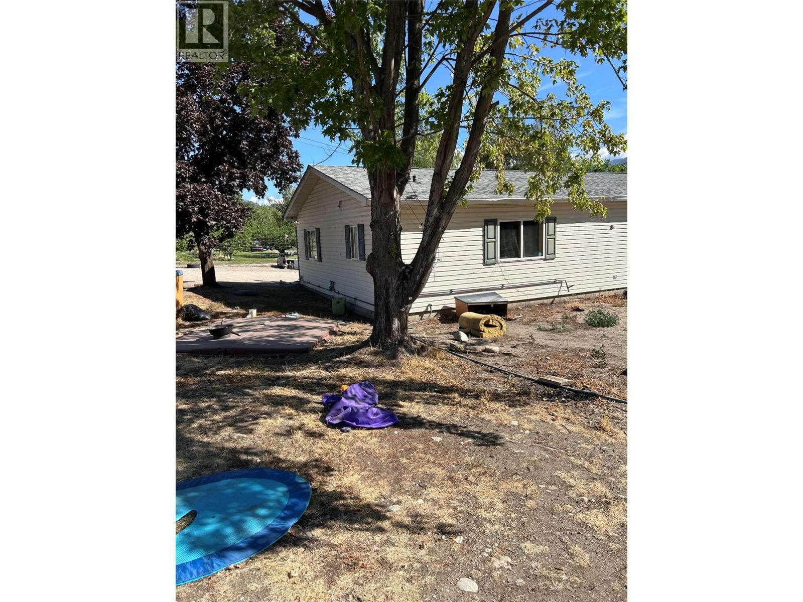7561 Highway 97 in 