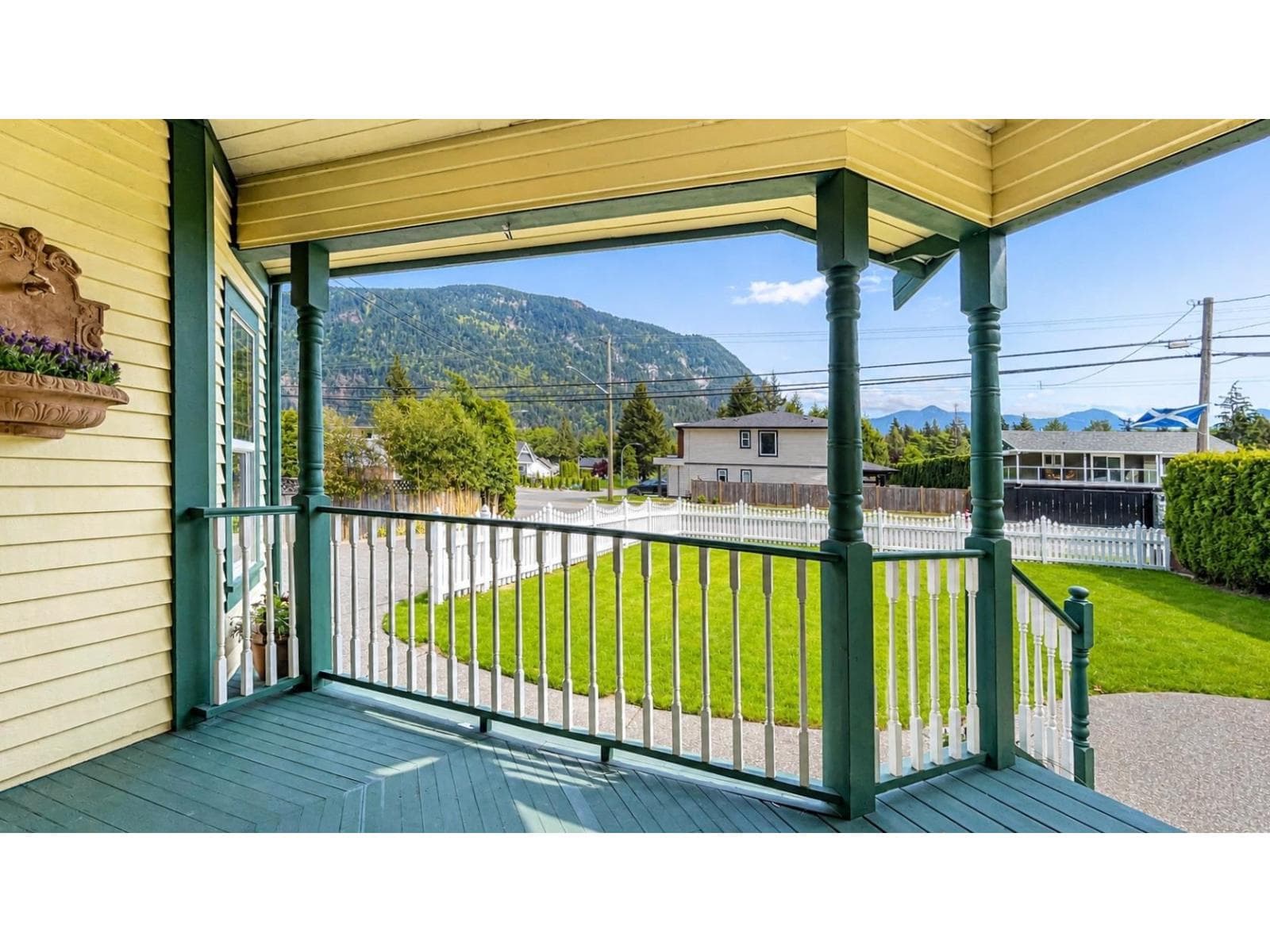 864 HOT SPRINGS ROAD, Harrison Hot Springs, Chilliwack — photo 5