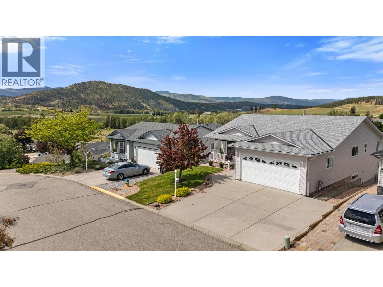 14 4450 POSTILL DRIVE, Interior REALTORS® — photo 2