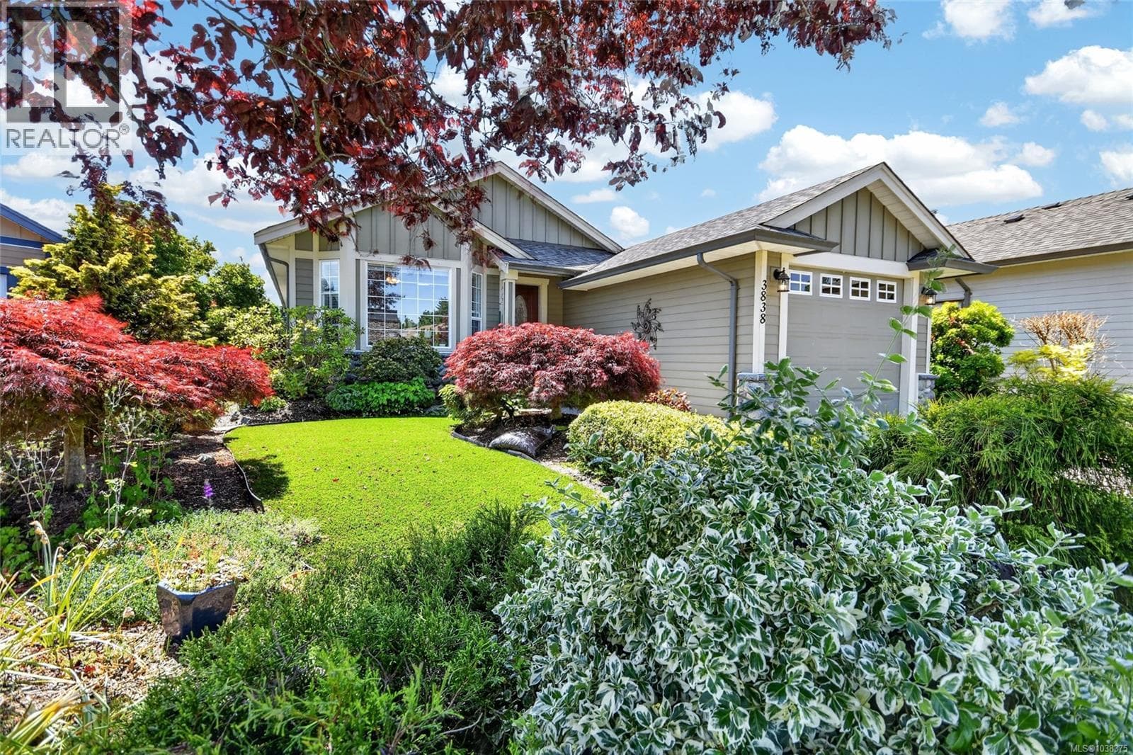 3838 Mimosa Dr in Pleasant Valley