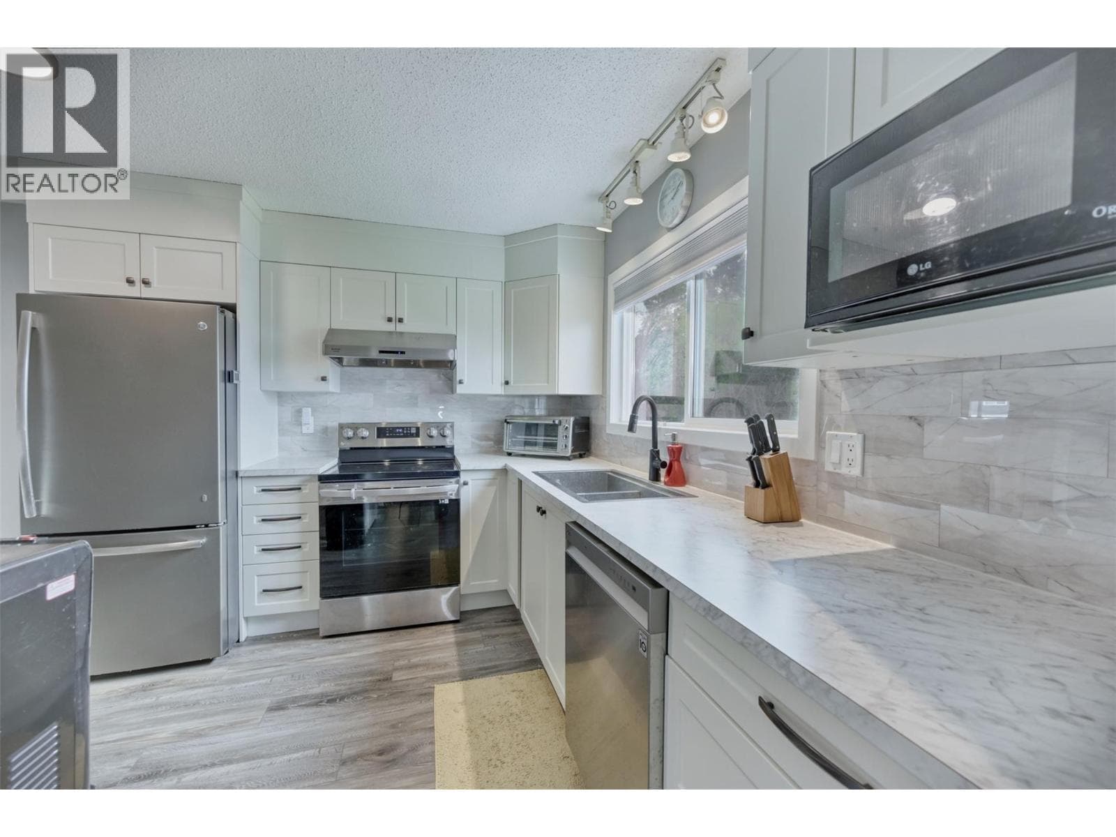 3 KILLDEER Place, Interior REALTORS® — photo 4