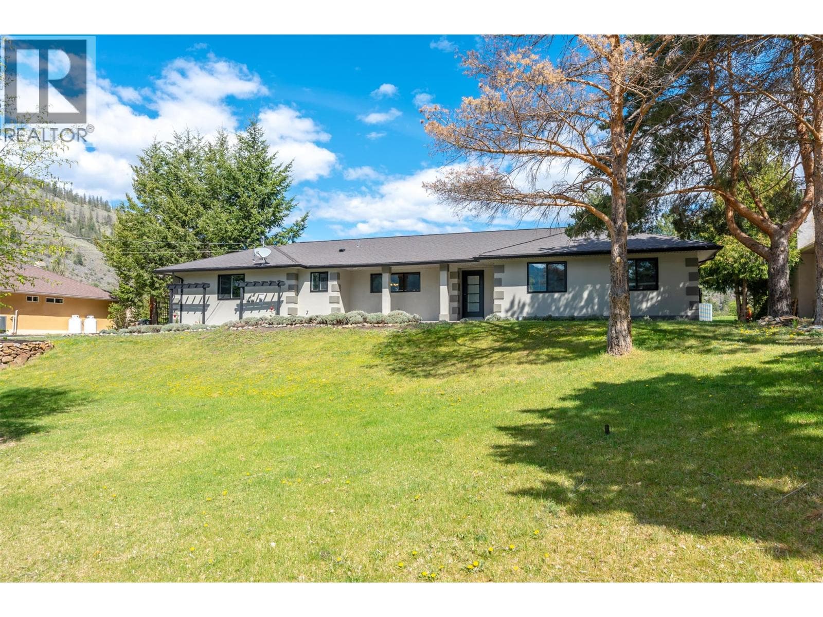 178 RANGE Road, Interior REALTORS® — photo 2