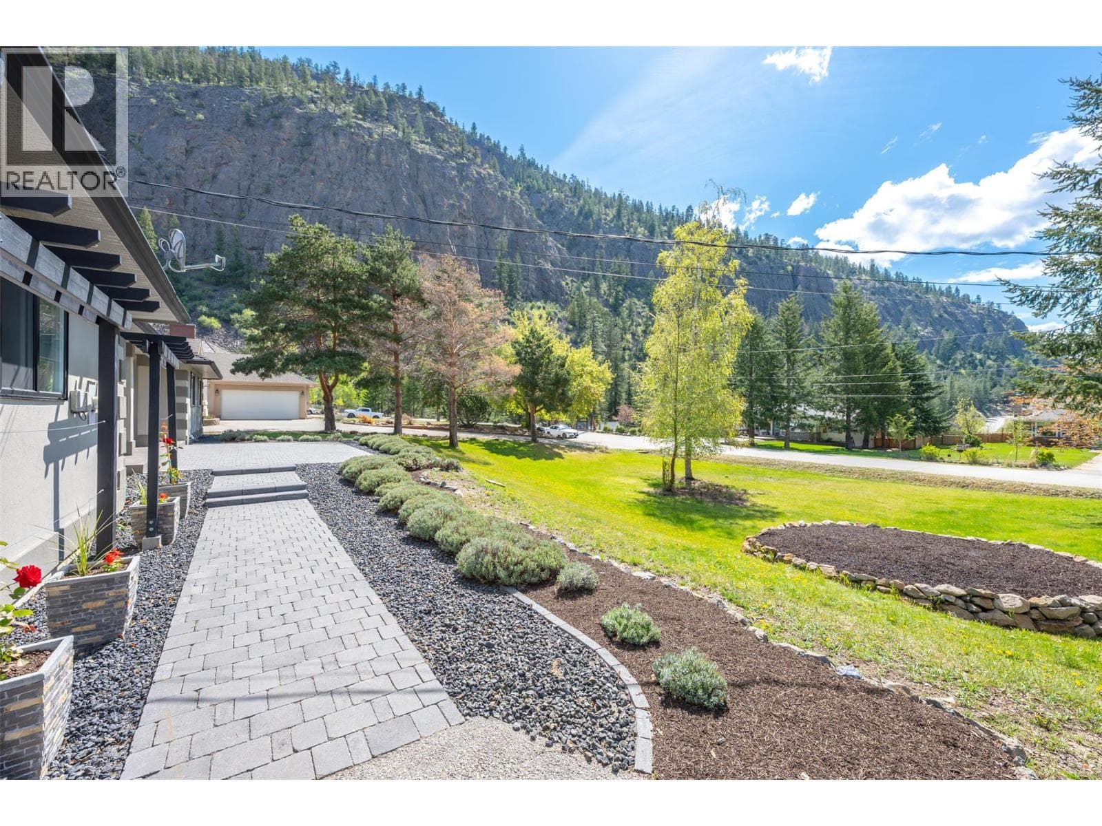 178 RANGE Road, Interior REALTORS® — photo 4