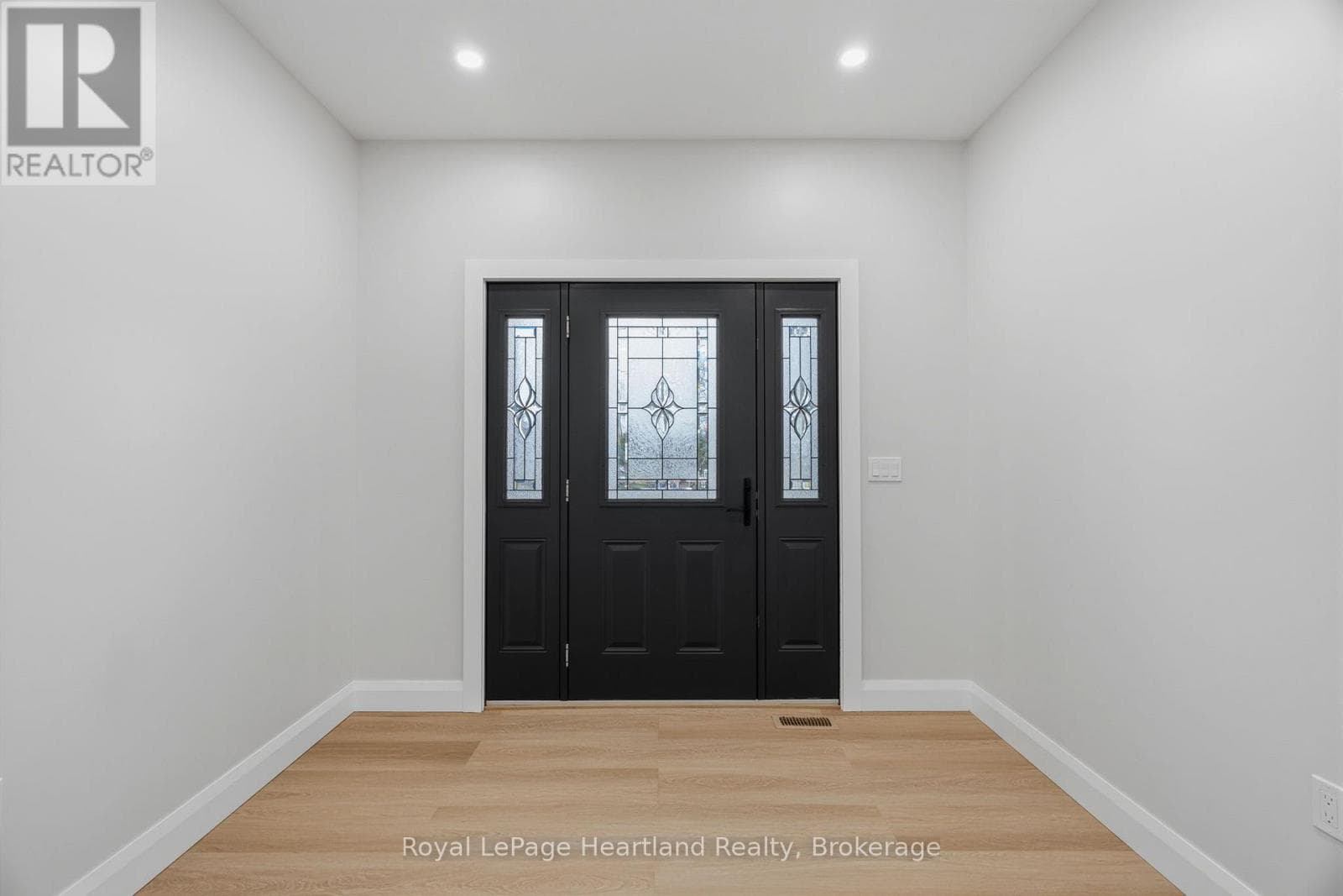 345 TURNBERRY STREET, OnePoint — photo 4