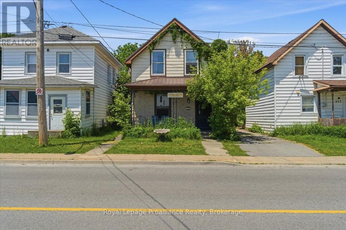 431 MAIN STREET, Central Lakes — photo 2