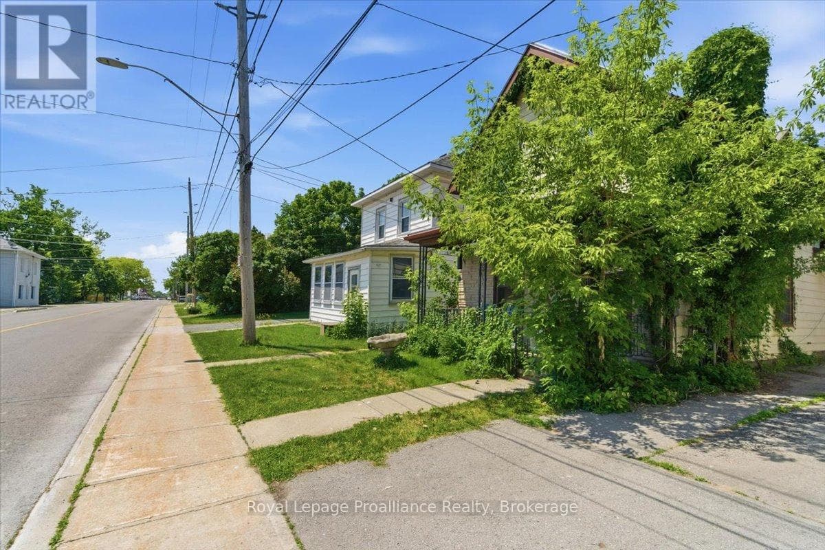 431 MAIN STREET, Central Lakes — photo 4