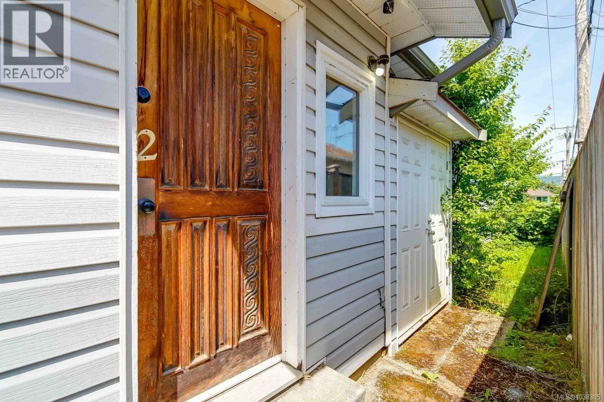 4360 Morton St, Vancouver Island — photo 5