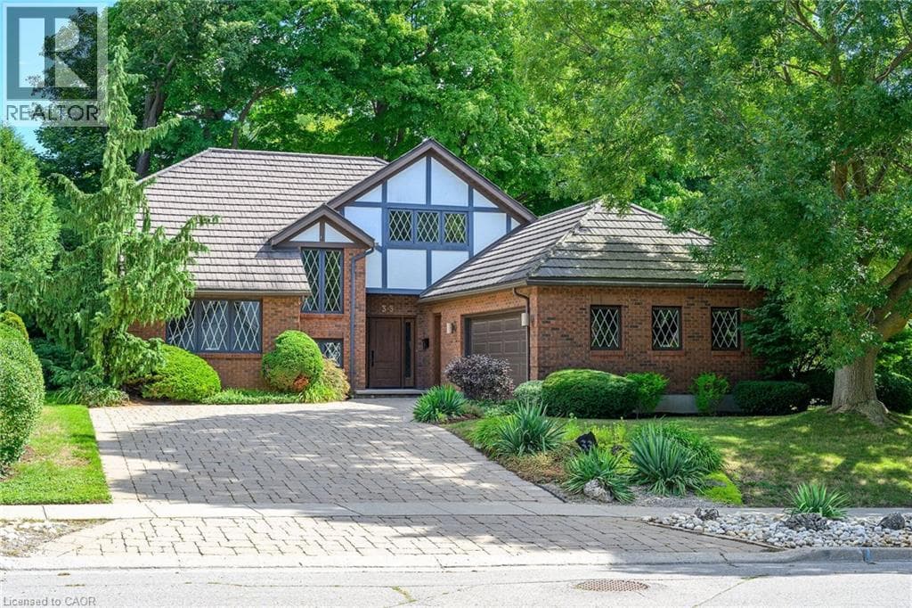 33 WALNUT DRIVE, Cornerstone — photo 3