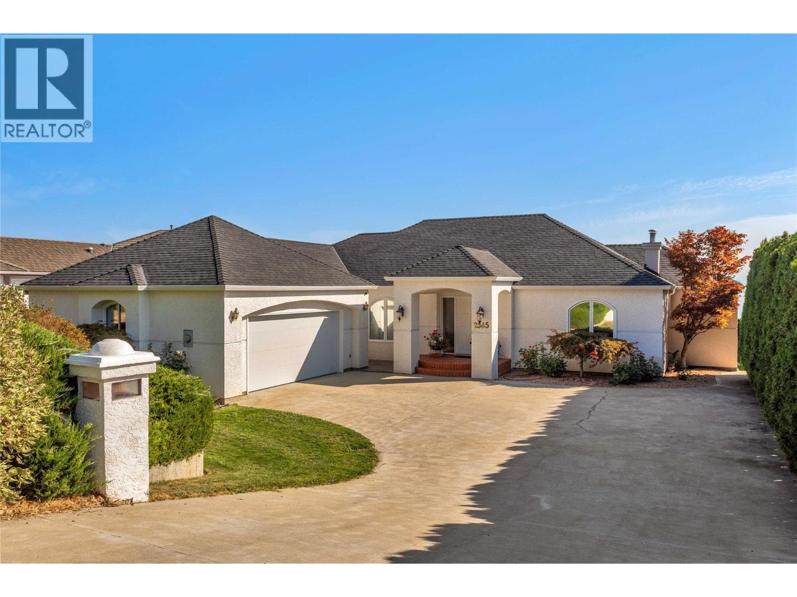 2545 CAMPBELL ROAD, Interior REALTORS® — photo 2