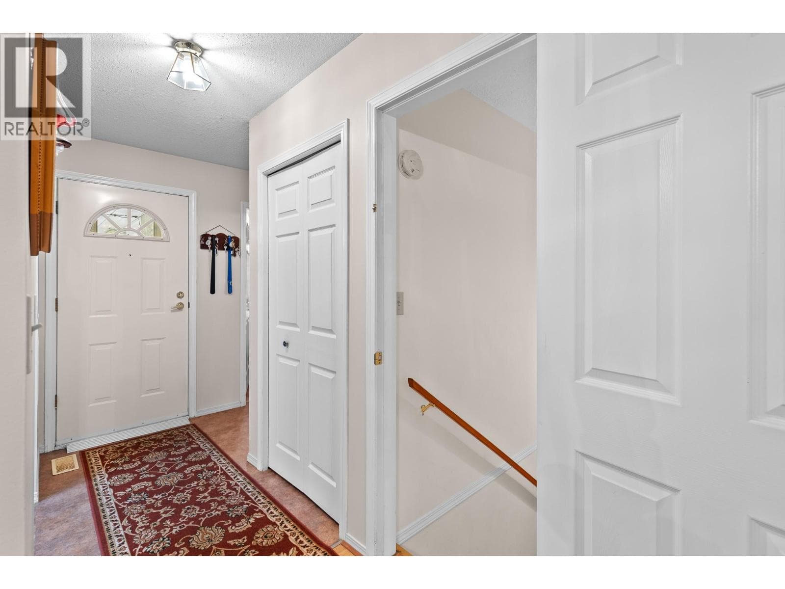 3900 27 Avenue Unit# 30, Interior REALTORS® — photo 4