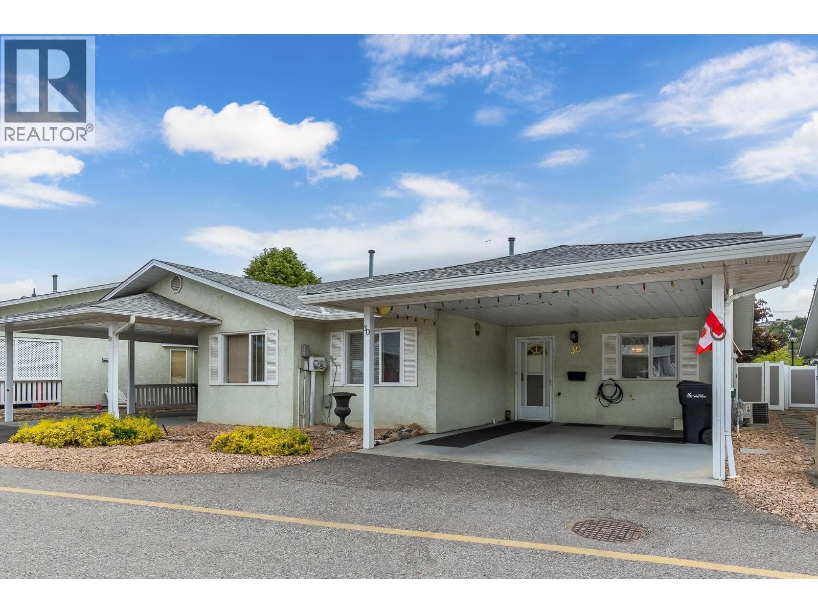 3900 27 Avenue Unit# 30, Interior REALTORS®