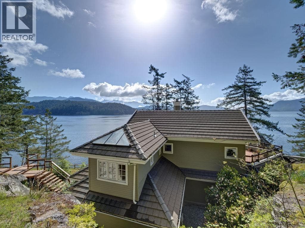 890 THE GROVE ROAD, Greater Vancouver — photo 3