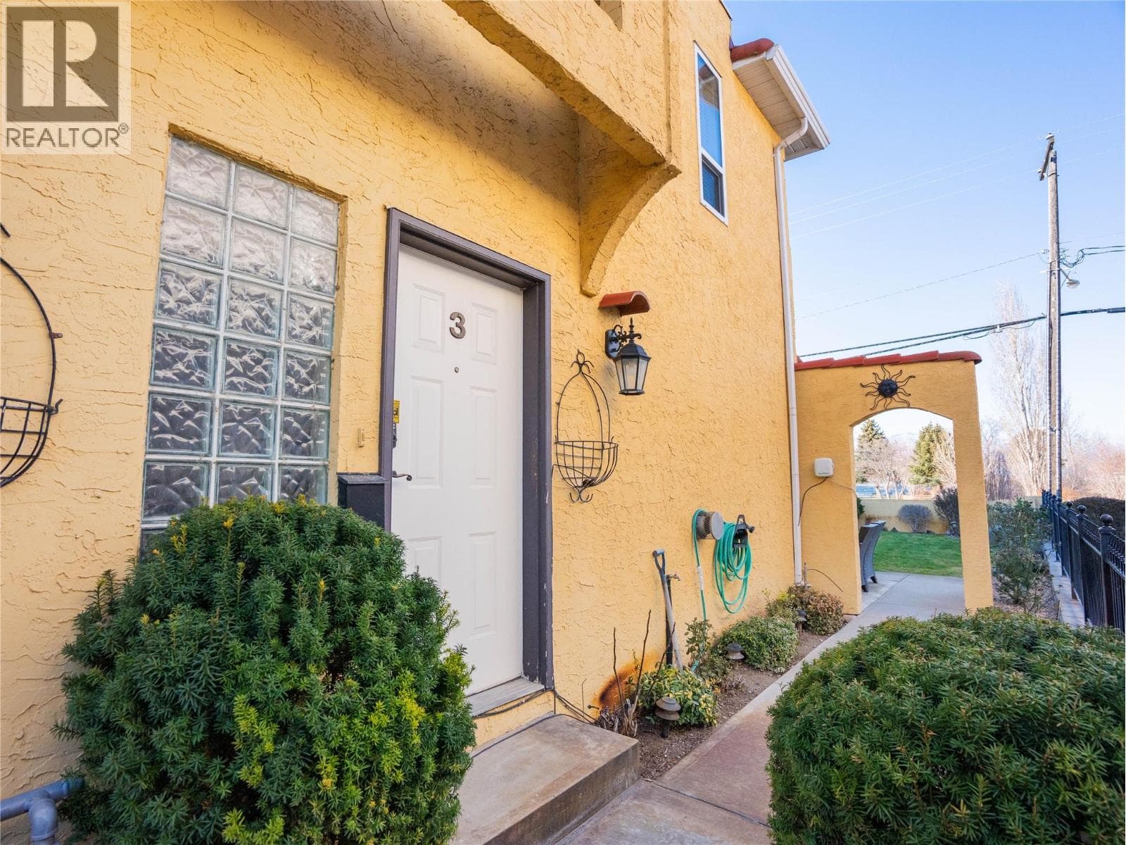 6811 Cottonwood Drive Unit# 3, Interior REALTORS® — photo 4
