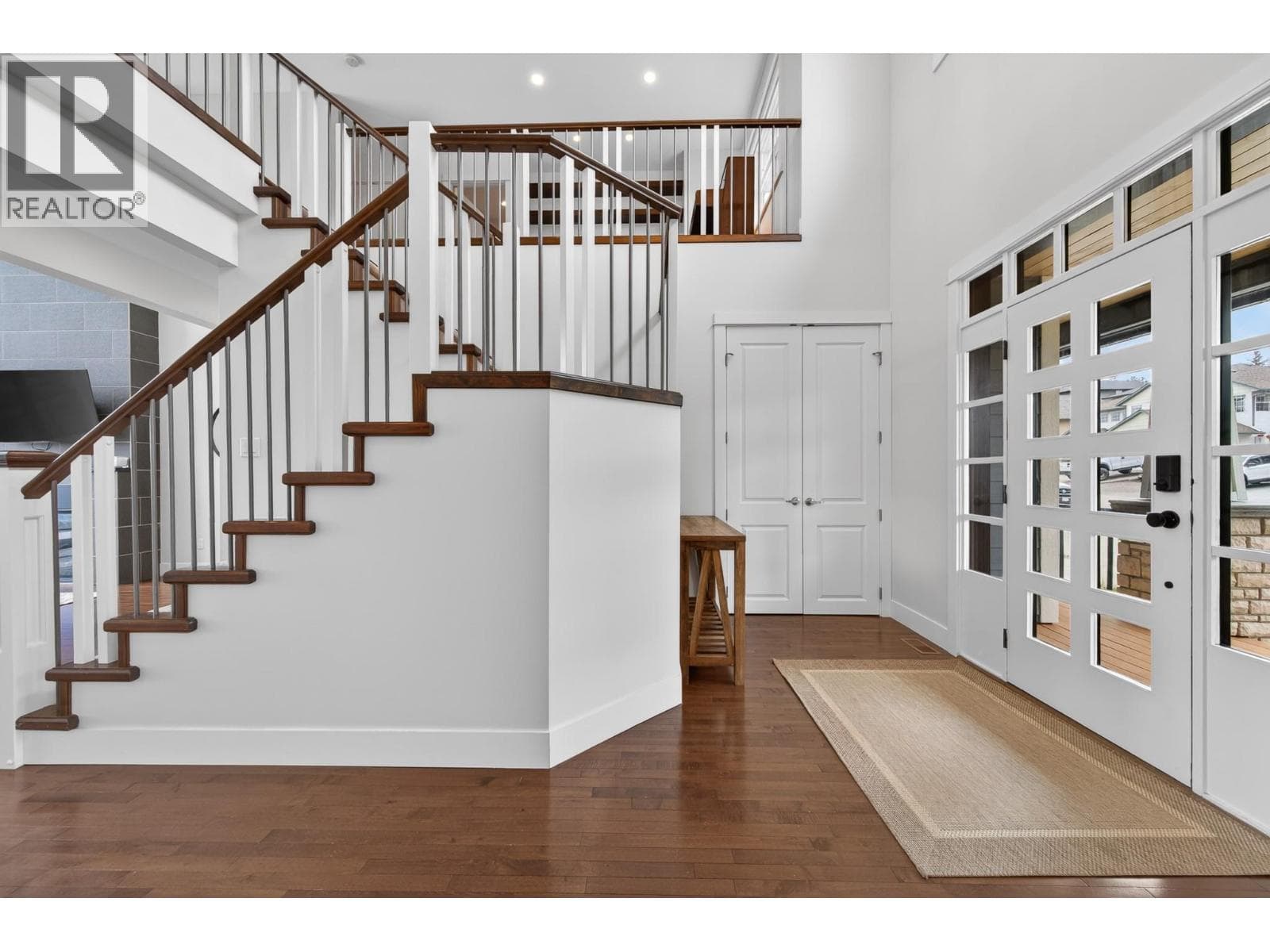 2640 TELFORD DRIVE, Interior REALTORS® — photo 4