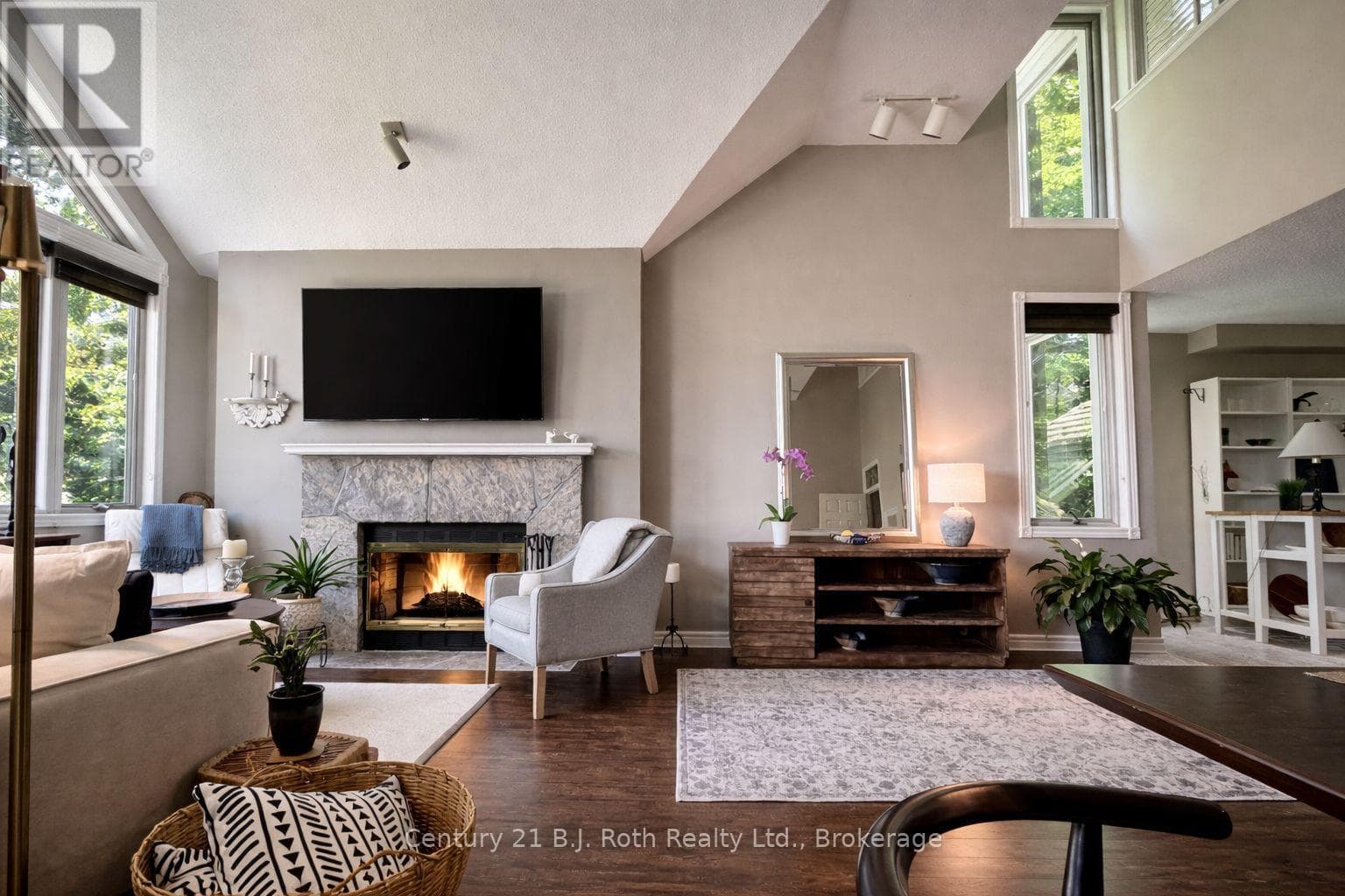 331 GRANDVIEW HILLTOP DRIVE, OnePoint
