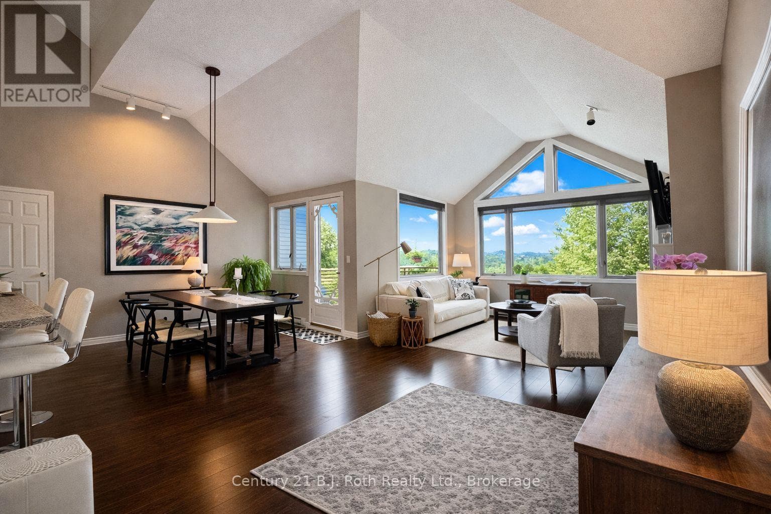 331 GRANDVIEW HILLTOP DRIVE, OnePoint — photo 3