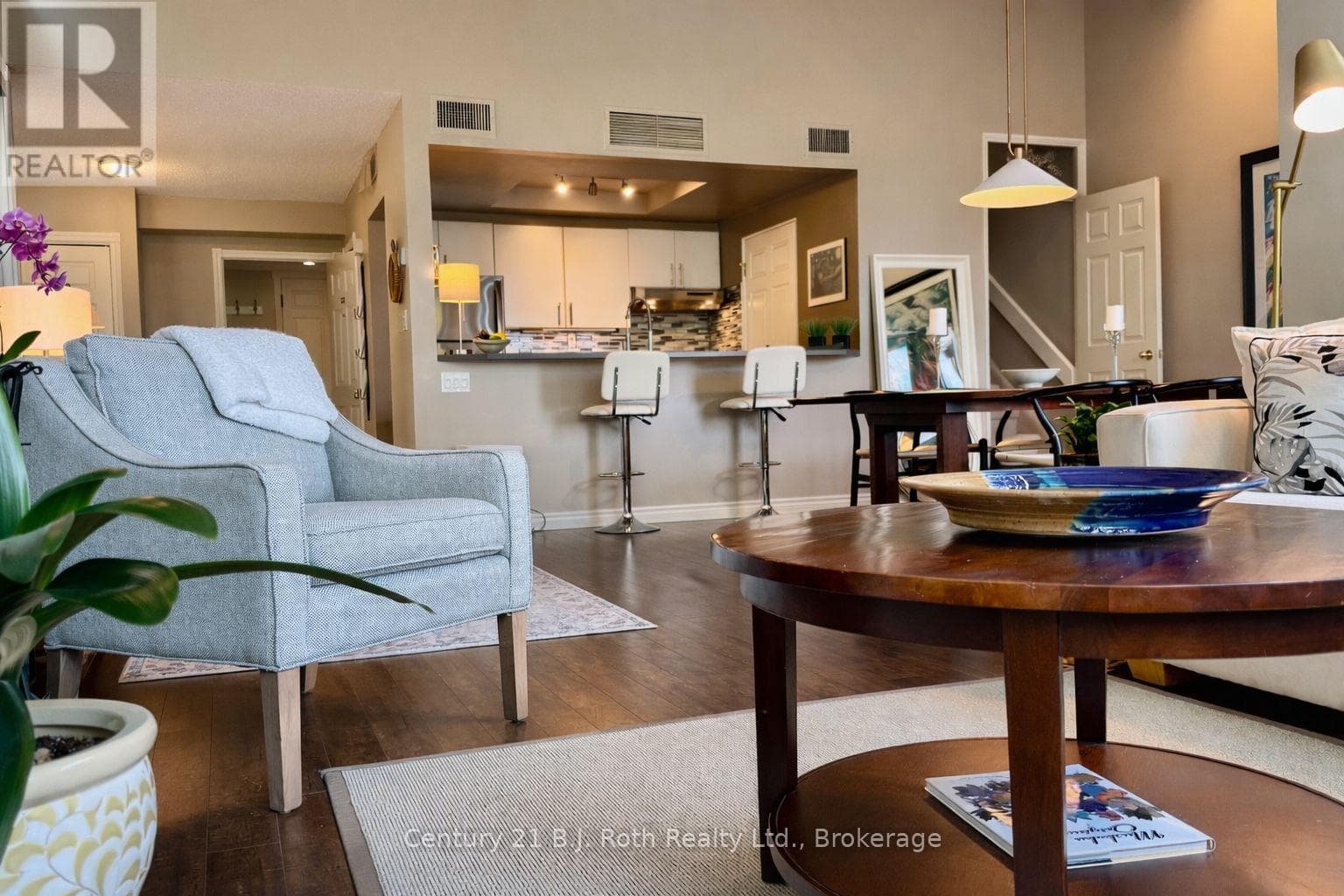 331 GRANDVIEW HILLTOP DRIVE, OnePoint — photo 4