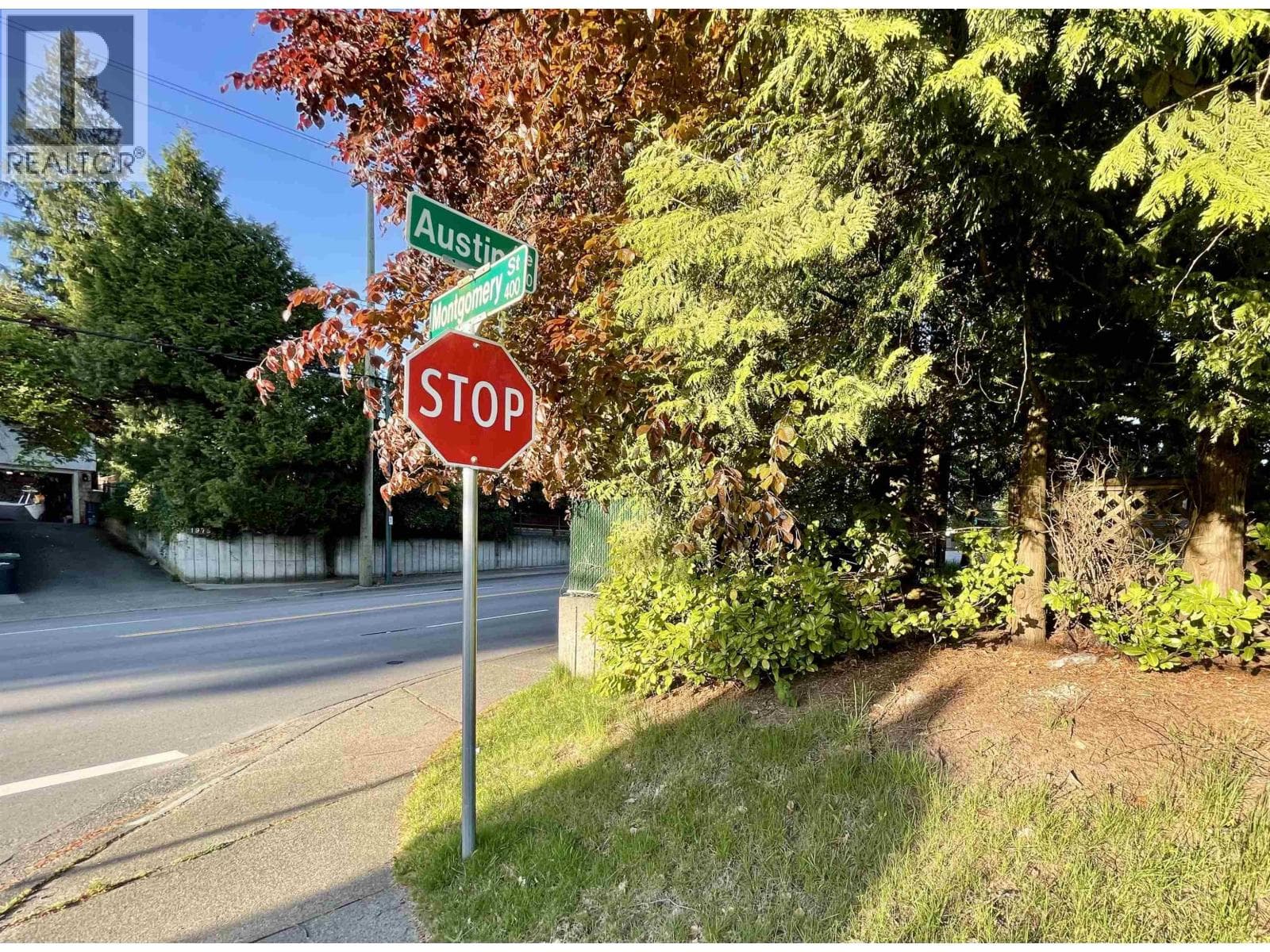 2000 AUSTIN AVENUE, Greater Vancouver — photo 3