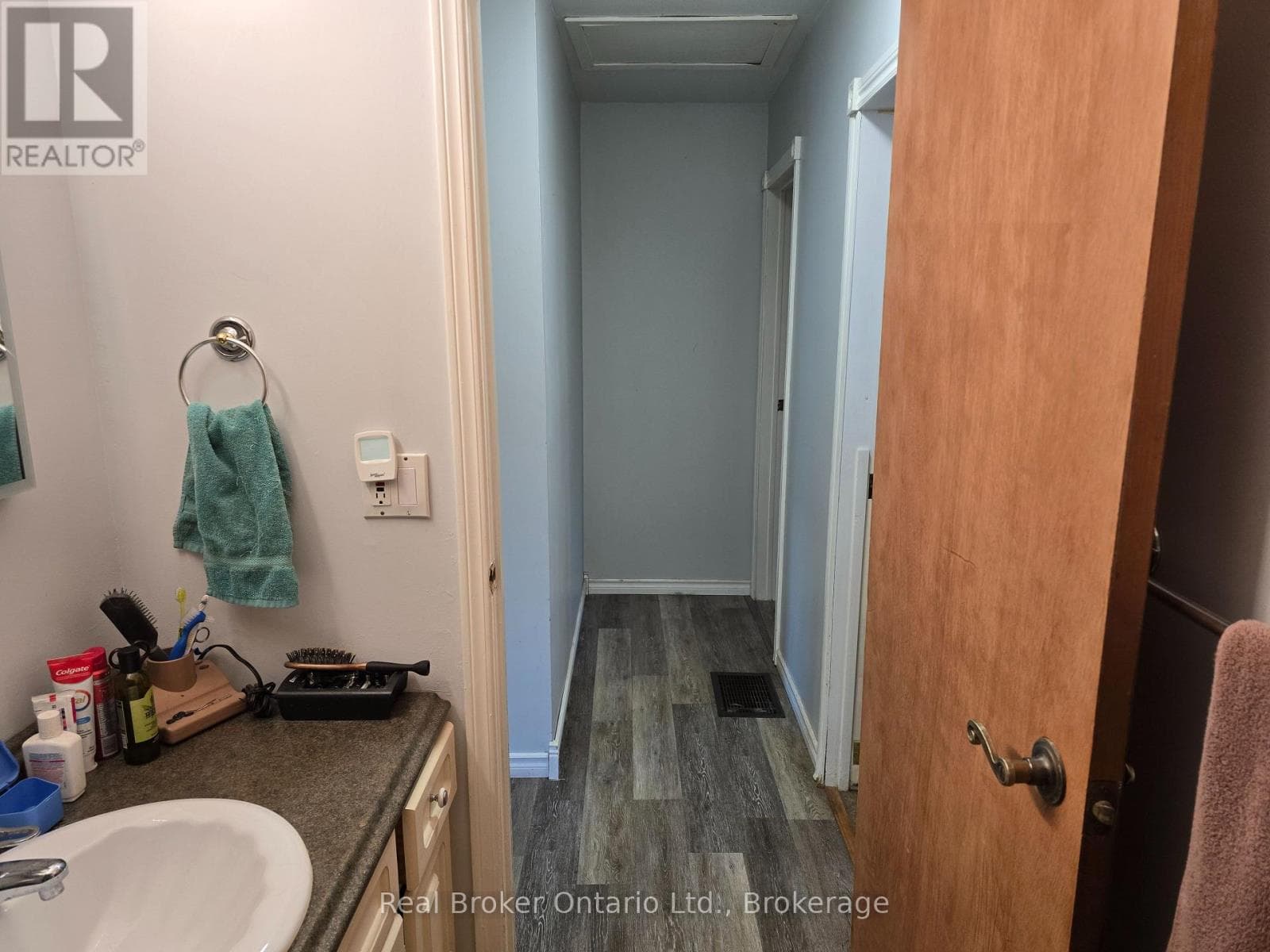 525 MAIN STREET W, OnePoint — photo 5