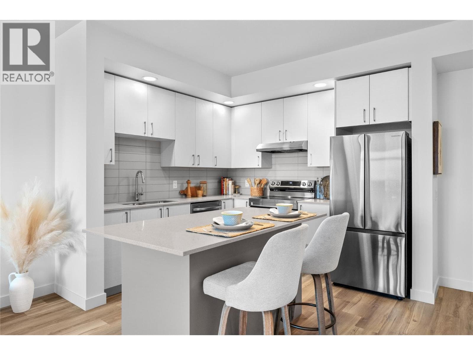 1111 Frost Road Unit# 403, Interior REALTORS® — photo 3