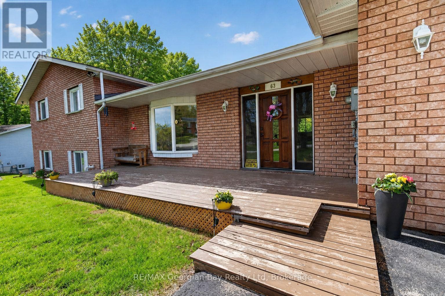 63 LEPAGE DRIVE, OnePoint — photo 2