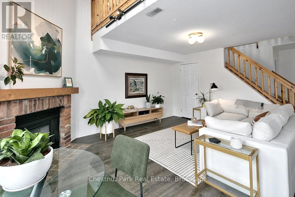 114 - 55 TROTT BOULEVARD, OnePoint — photo 5