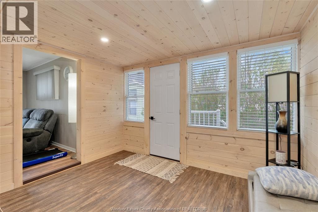 1626 TALBOT ROAD, Windsor — photo 2