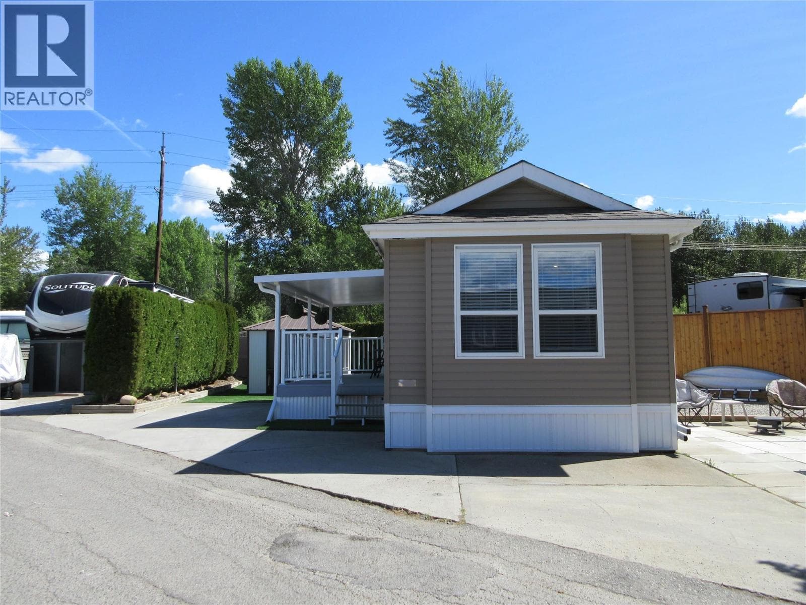 362 415 COMMONWEALTH ROAD, Interior REALTORS®