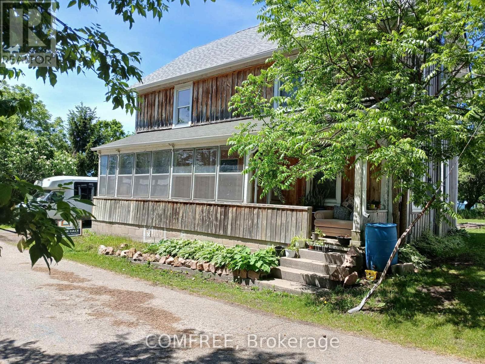 2 MILLER STREET, Ottawa