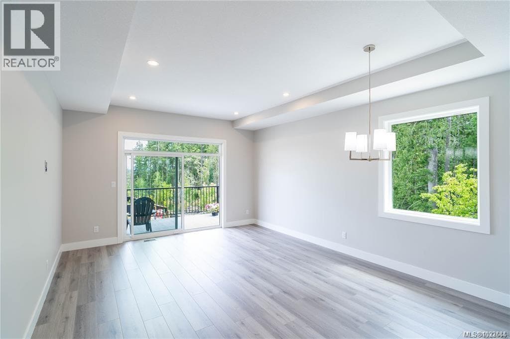 671 SANDERSON ROAD, Vancouver Island — photo 5
