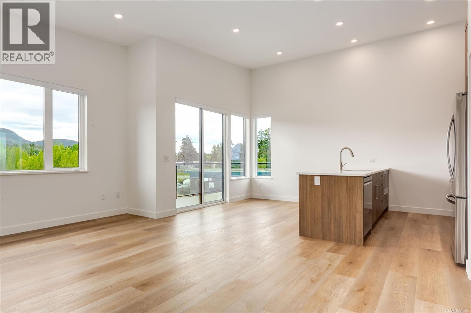 306 7181 Lantzville Rd, Vancouver Island