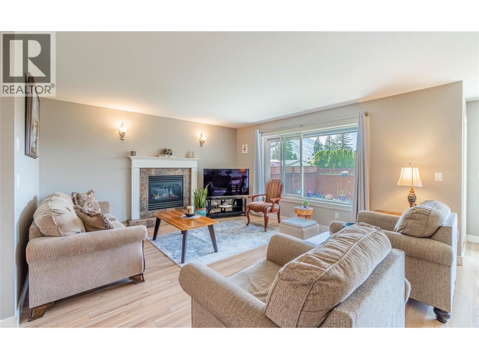 3031 WESTSYDE Road Unit# 13, Interior REALTORS® — photo 2