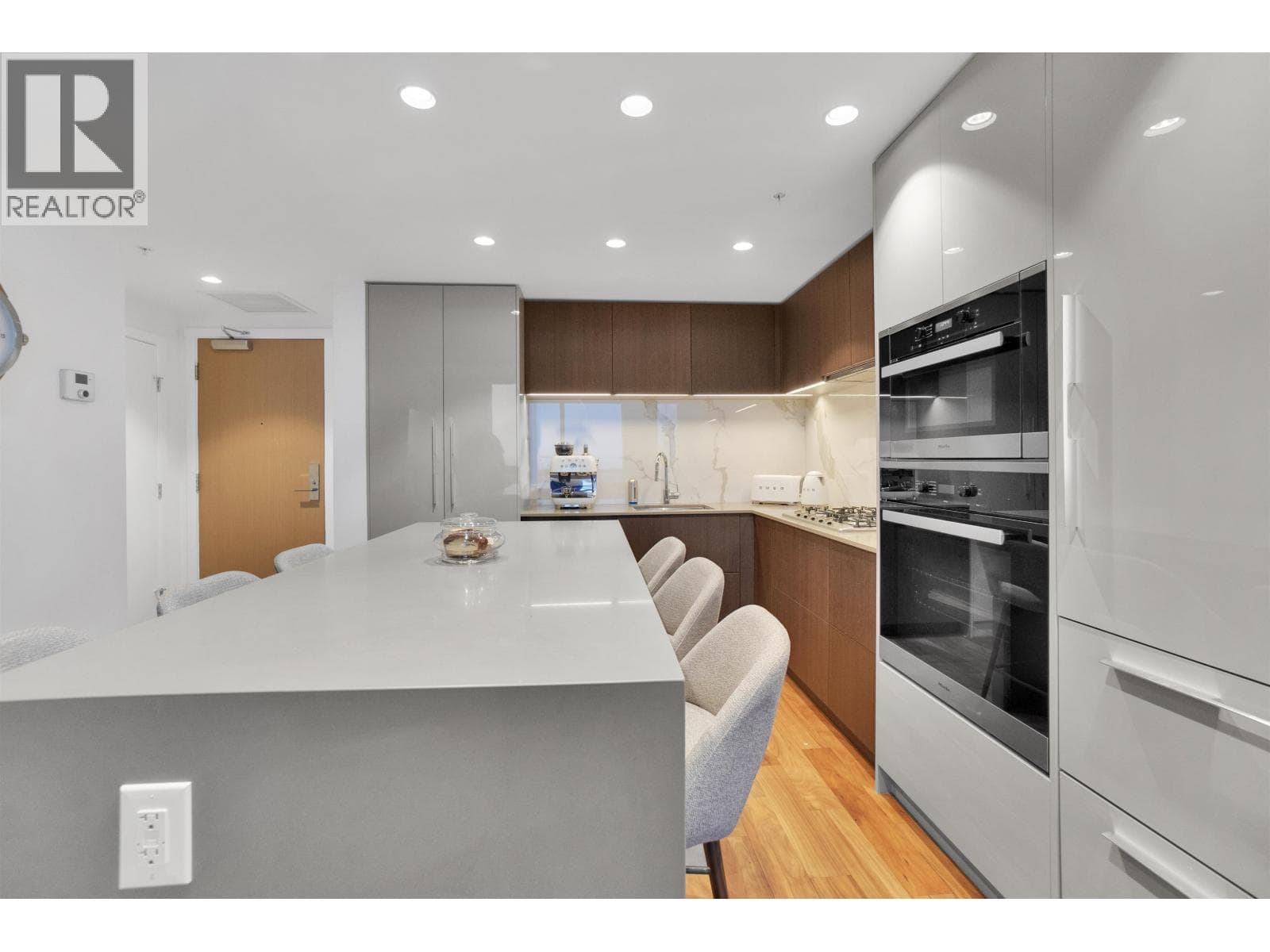 1302 1675 LIONS GATE LANE, Greater Vancouver — photo 4