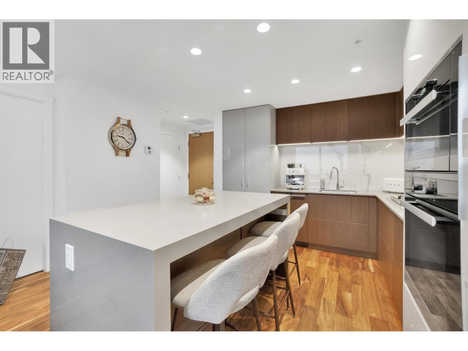 1302 1675 LIONS GATE LANE, Greater Vancouver — photo 5